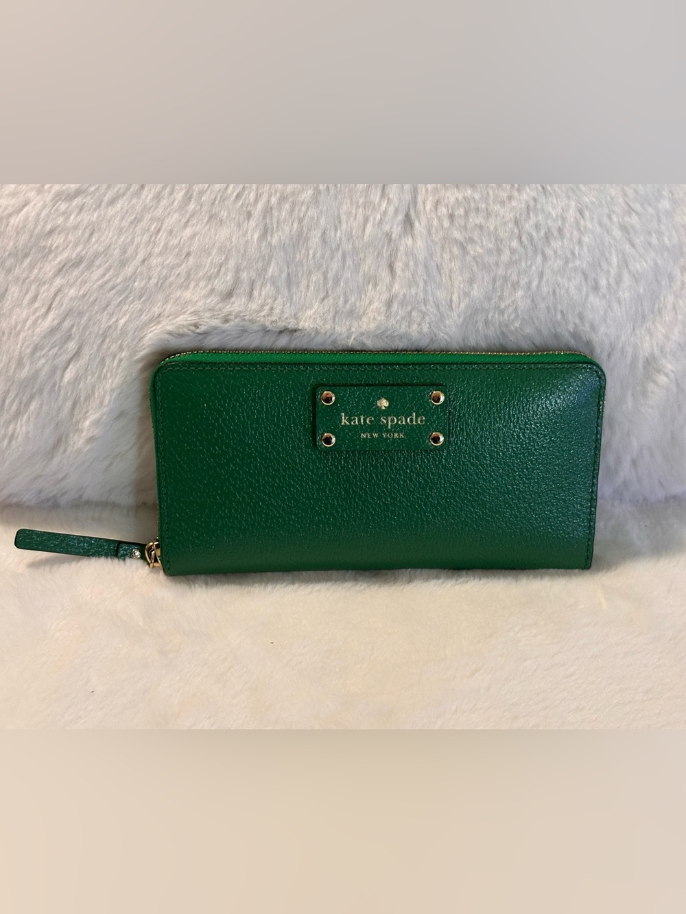 Kate Spade Green Zip-Around Pebble Leather Wallet